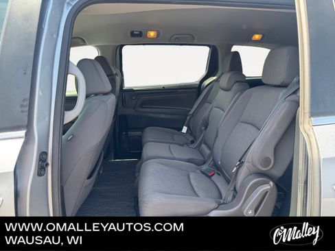 Used 2022 Honda Odyssey EX image 11