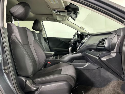 Used 2024 Subaru Outback Premium image 28