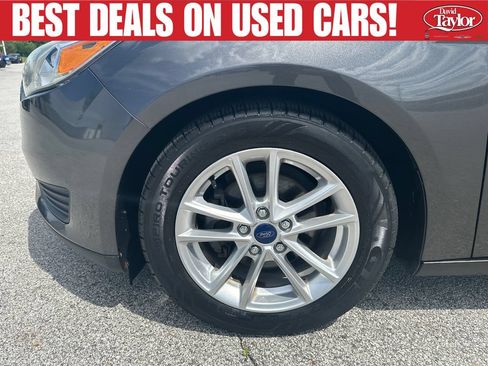 Used 2015 Ford Focus SE FWD image 18
