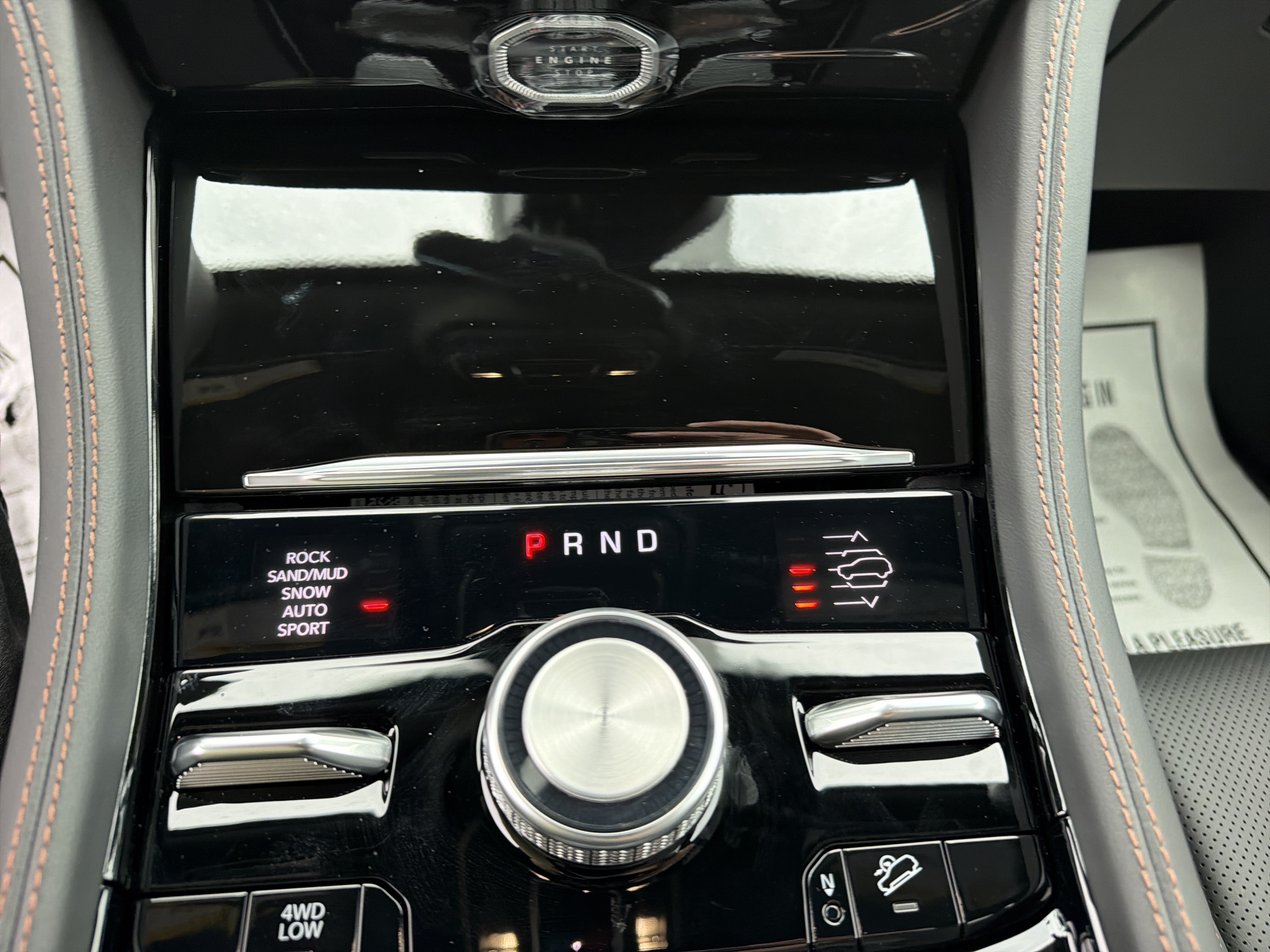 New 2027 Jeep Grand Cherokee Summit AWD/4WD image 24