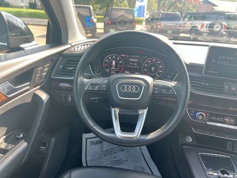 Used 2018 Audi Q5 2.0T Premium Plus w/ Premium Plus Package AWD/4WD image 13