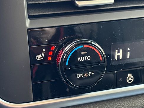 New 2026 Nissan Rogue SV image 34