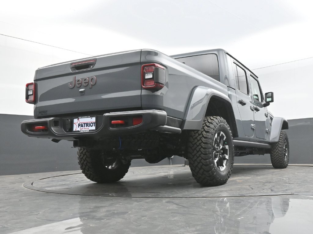 New 2026 Jeep Gladiator Rubicon w/ Steel Bumper Group AWD/4WD image 39