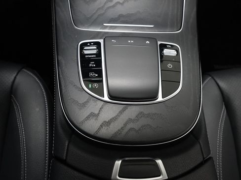 Used 2023 Mercedes-Benz E 350 4MATIC Sedan image 19