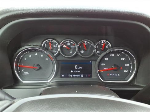 Used 2022 Chevrolet Silverado 2500 LT w/ Convenience Package image 16