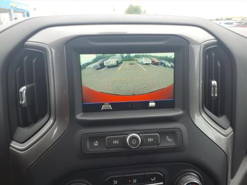 Used 2019 Chevrolet Silverado 1500 Custom Trail Boss w/ Custom Convenience Package AWD/4WD image 15