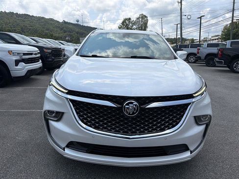 Used 2022 Buick Enclave Avenir w/ Trailering Package, 5000 lbs. AWD/4WD image 7