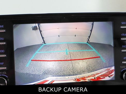 Used 2024 Toyota Sienna XSE w/ XSE Plus Package image 19