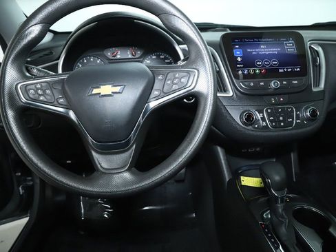 Used 2024 Chevrolet Malibu LT image 27