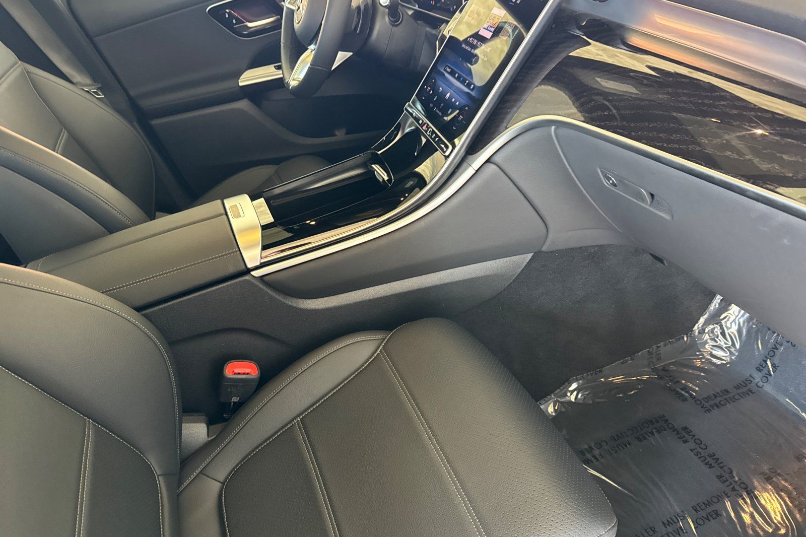 Used 2026 Mercedes-Benz GLC 300 4MATIC image 19
