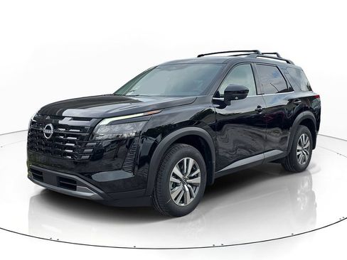 New 2026 Nissan Pathfinder SL FWD image 3