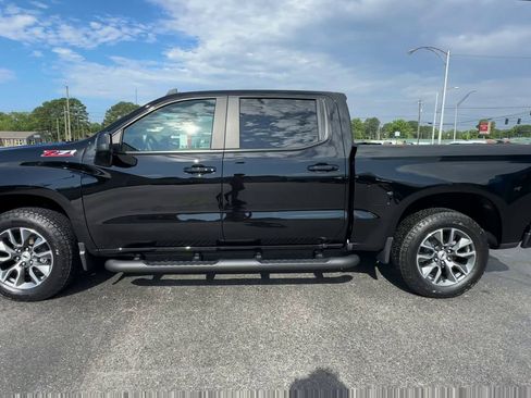 Used 2025 Chevrolet Silverado 1500 RST w/ Z71 Off-Road Package AWD/4WD image 5