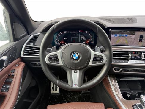 Used 2023 BMW X5 M50i w/ Executive Package image 11