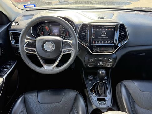 Used 2022 Jeep Cherokee Limited image 14