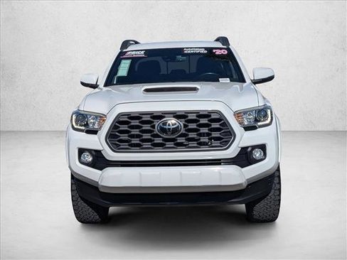 Used 2020 Toyota Tacoma TRD Sport w/ Technology Package image 2