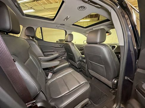 Used 2021 GMC Acadia SLT w/ Trailering Package AWD/4WD image 36