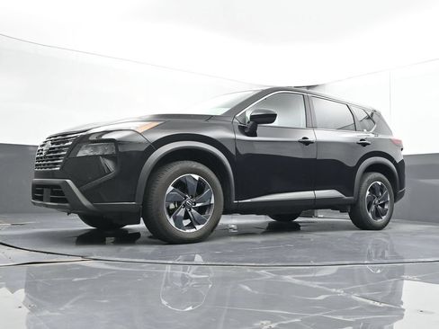 Used 2024 Nissan Rogue SV AWD/4WD image 48