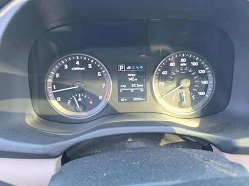 Used 2018 Hyundai Tucson Value w/ Cargo Package image 7