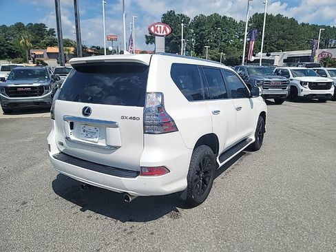 Used 2022 Lexus GX 460 Premium w/ Premium Package AWD/4WD image 7