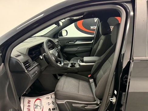 New 2026 GMC Terrain Elevation w/ Black Edition FWD image 8