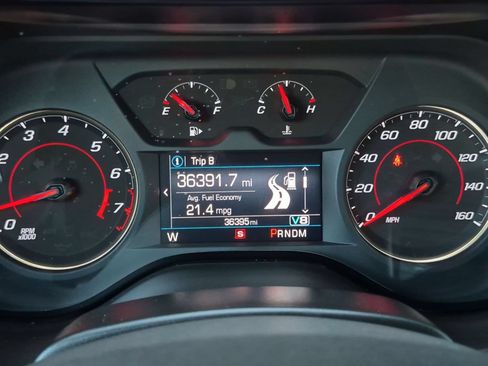 Used 2023 Chevrolet Camaro LT w/ Technology Package RWD image 17