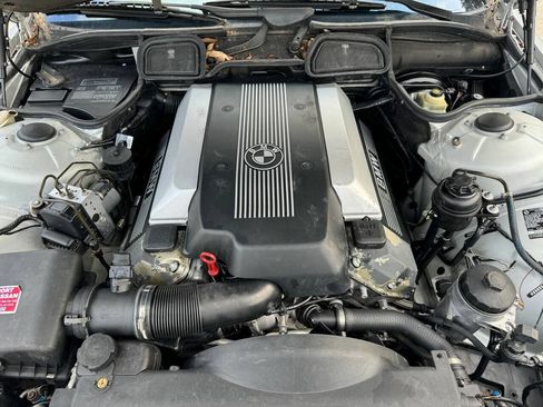 Used 2000 BMW 740iL image 19