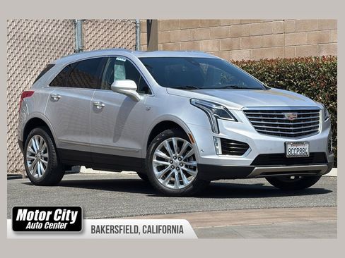Used 2018 Cadillac XT5 Platinum w/ Driver Assist Package AWD/4WD image 1
