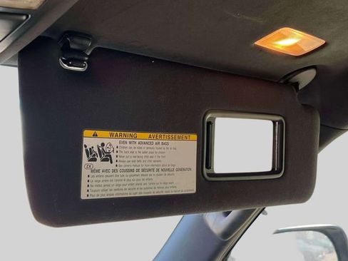 Used 2020 Lexus GX 460 Premium w/ Premium Package image 32