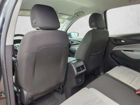 Used 2024 Chevrolet Equinox LT FWD image 17