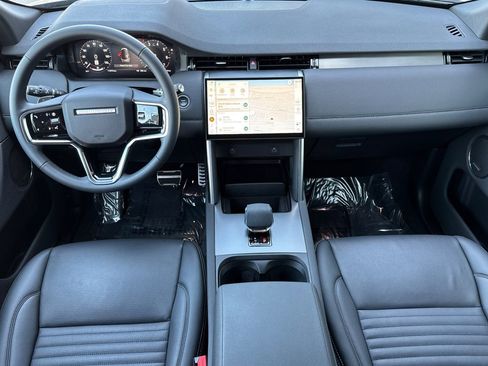 Used 2025 Land Rover Discovery Sport Dynamic SE AWD/4WD image 14