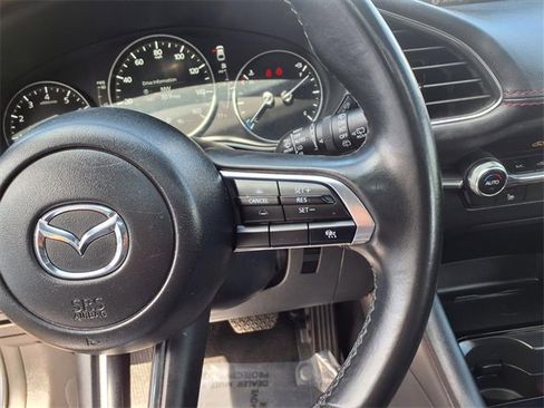 Used 2024 MAZDA MAZDA3 s image 17