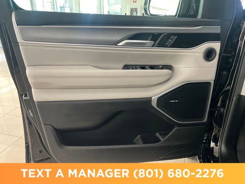 New 2026 Jeep Grand Wagoneer 4WD image 10