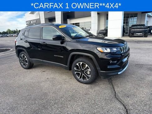 Used 2023 Jeep Compass Limited AWD/4WD image 2