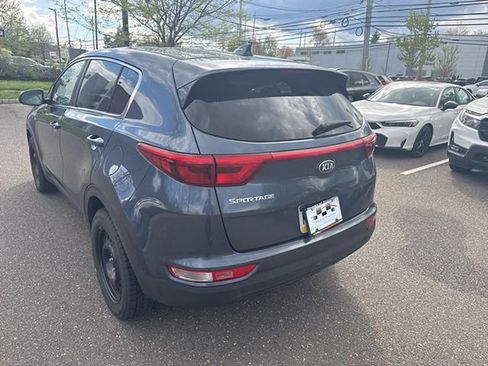 Used 2018 Kia Sportage LX image 4