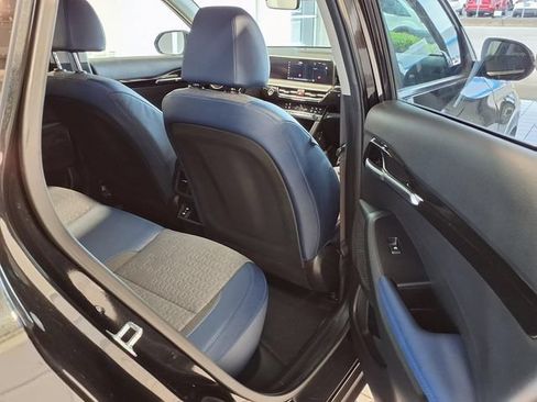 Used 2024 Kia Seltos S AWD/4WD image 28