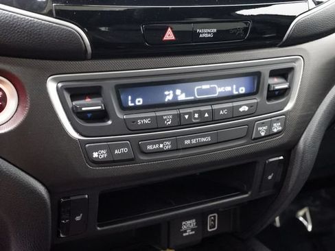 Used 2023 Honda Passport TrailSport image 21