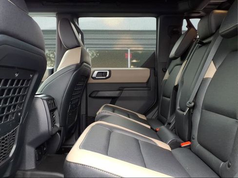 New 2025 Ford Bronco Big Bend image 9