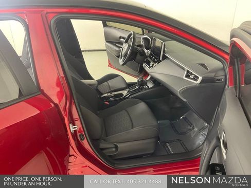 Used 2026 Toyota Corolla SE FWD image 14
