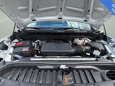 Used 2025 Chevrolet Silverado 1500 W/T RWD image 32