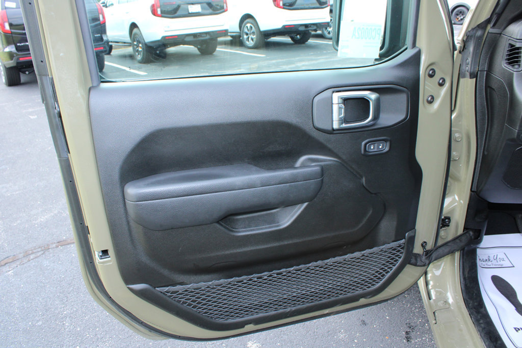 Used 2026 Jeep Wrangler Unlimited Sport AWD/4WD image 29