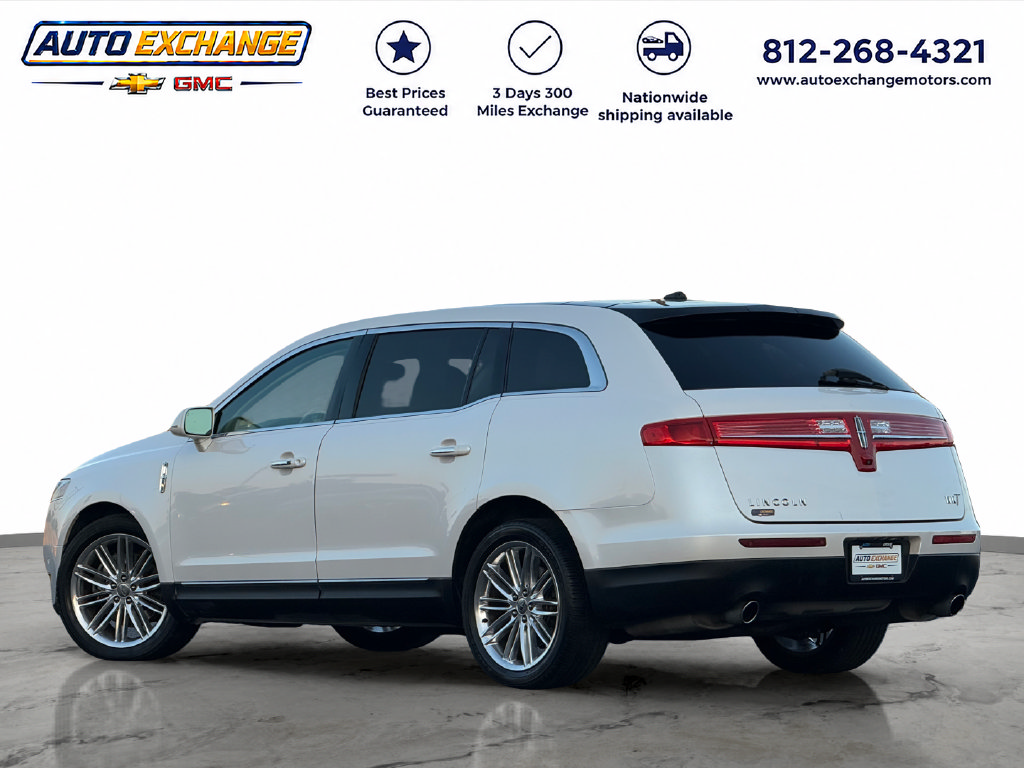 Used 2018 Lincoln MKT AWD image 15