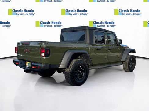 Used 2022 Jeep Gladiator Mojave w/ Cold Weather Group image 8