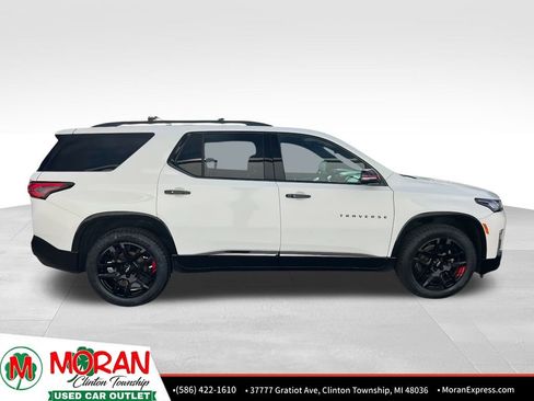 Used 2023 Chevrolet Traverse Premier w/ Redline Edition image 6