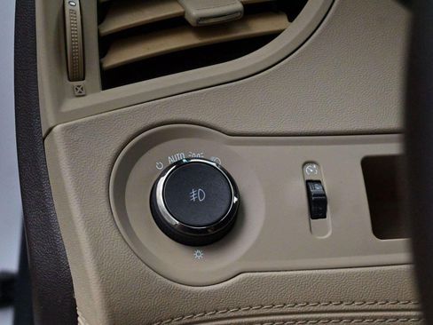 Used 2013 Buick LaCrosse Leather FWD image 25