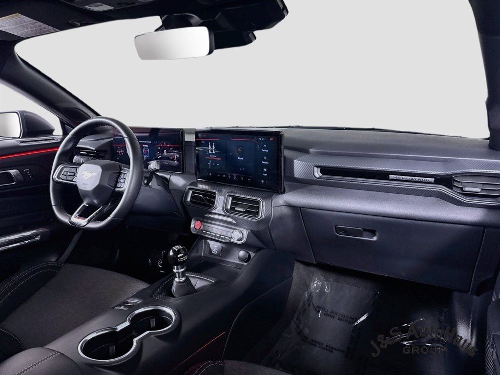 Used 2024 Ford Mustang GT RWD image 28