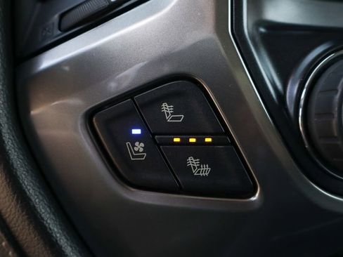 Used 2016 Chevrolet Silverado 2500 LTZ w/ Duramax Plus Package image 38