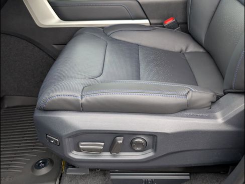 New 2026 Toyota Tundra Platinum AWD/4WD image 9