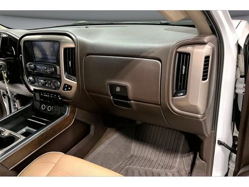 Used 2017 GMC Sierra 1500 Denali w/ Denali Ultimate Package AWD/4WD image 47