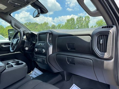 Used 2021 GMC Sierra 3500 4x4 Crew Cab w/ Convenience Package image 19