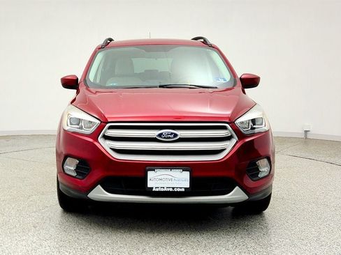 Used 2017 Ford Escape SE w/ SE Leather Comfort Package FWD image 2